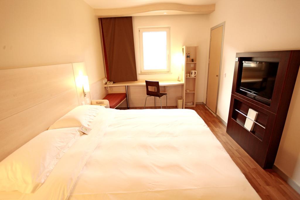 Hotel Ibis Anyang Jiefang Ave Zewnętrze zdjęcie