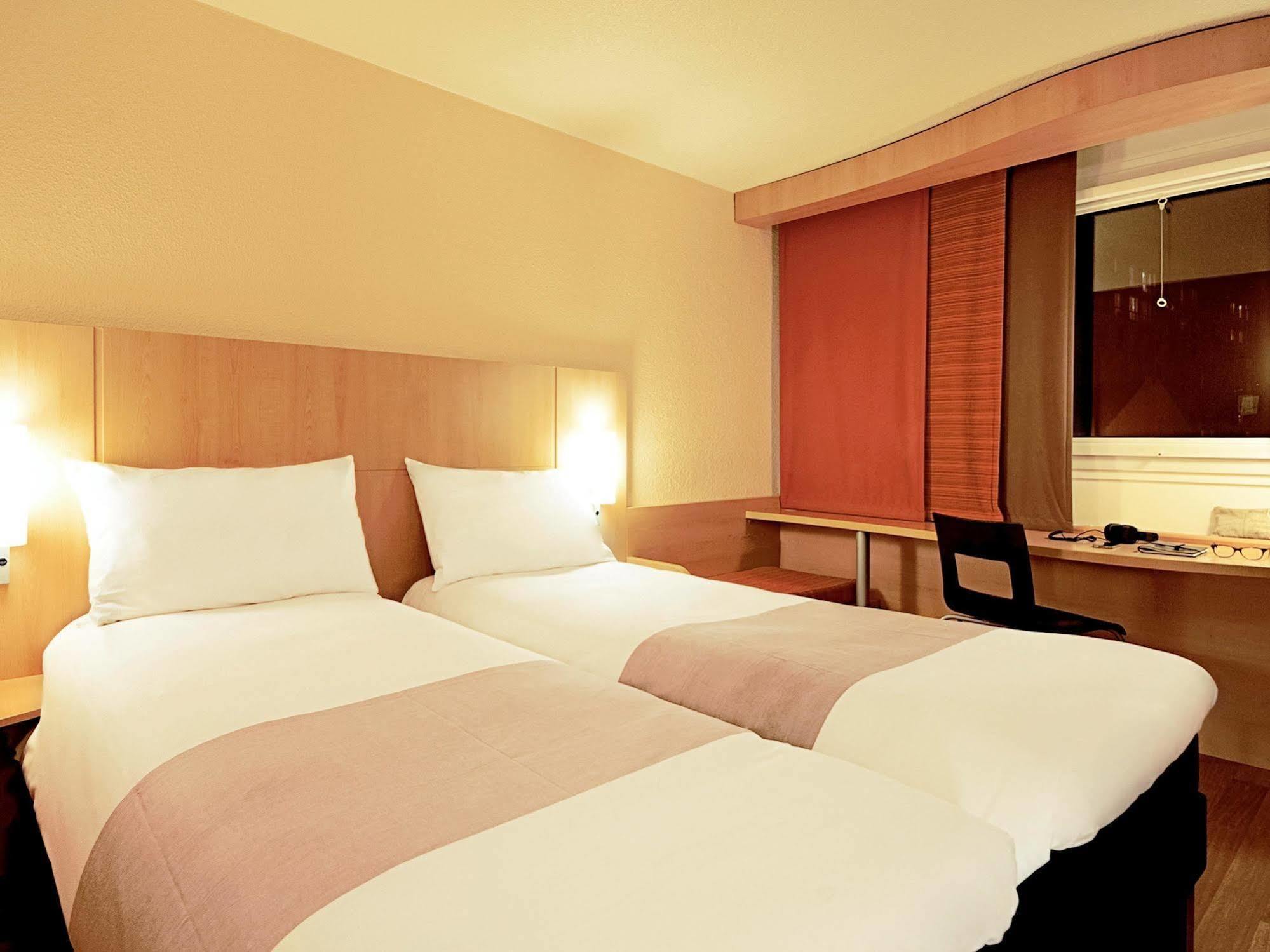 Hotel Ibis Anyang Jiefang Ave Zewnętrze zdjęcie