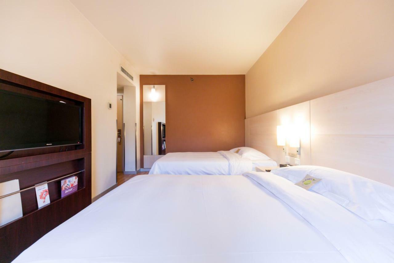 Hotel Ibis Anyang Jiefang Ave Zewnętrze zdjęcie